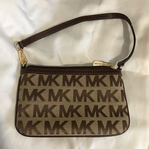 Michael Kors wristlet